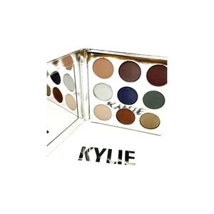 Kylie Jenner Cosmetics THE HOLIDAY 2016 Palette KYLIE KY SHADOW‎ palette RARE